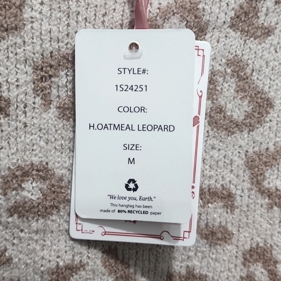 Pink Rose oatmeal leapord cropped sweater - Picture 2 of 4